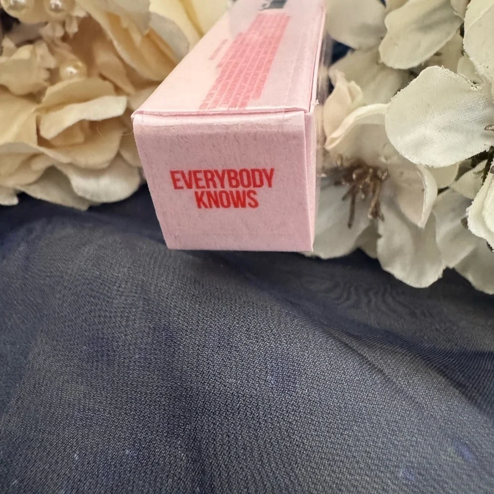 Jeffree Star Supreme Gloss Shade Everybody Knows (red/orange)